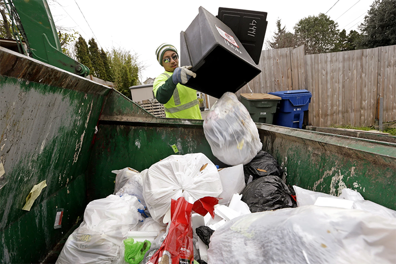 Residents worry Brookhaven landfill will stay open past 2024